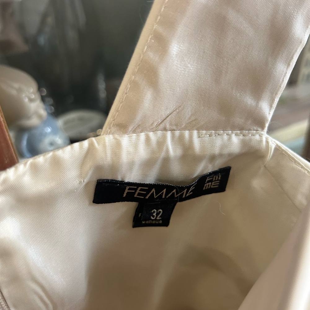 Sandra Angelozzi / Femme de Carriere Cream Sleeveless Top - Picture 5 of 12